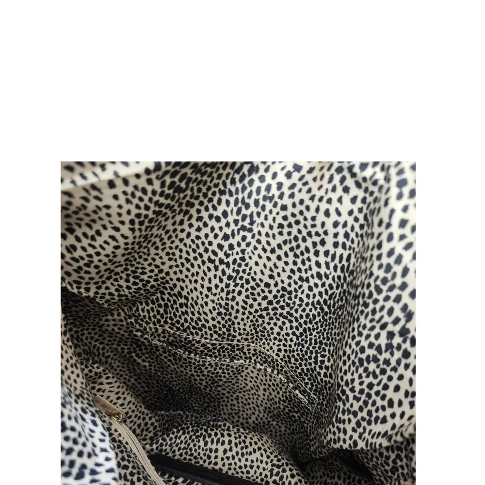 Sole Society Lalet Fold Over Vegan Leather Clutch Zip Top Closure Black‎
